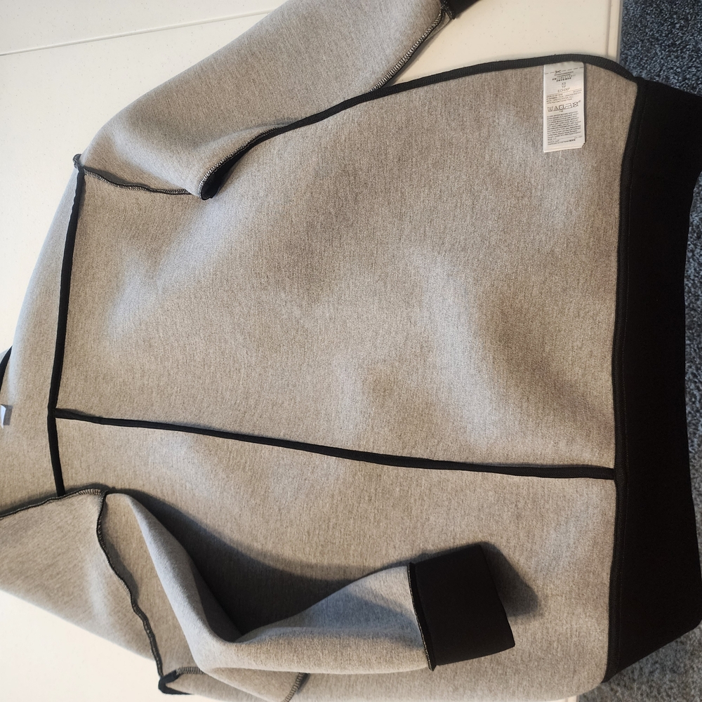 GapFit Jacket Sweater - Picture 12 of 16